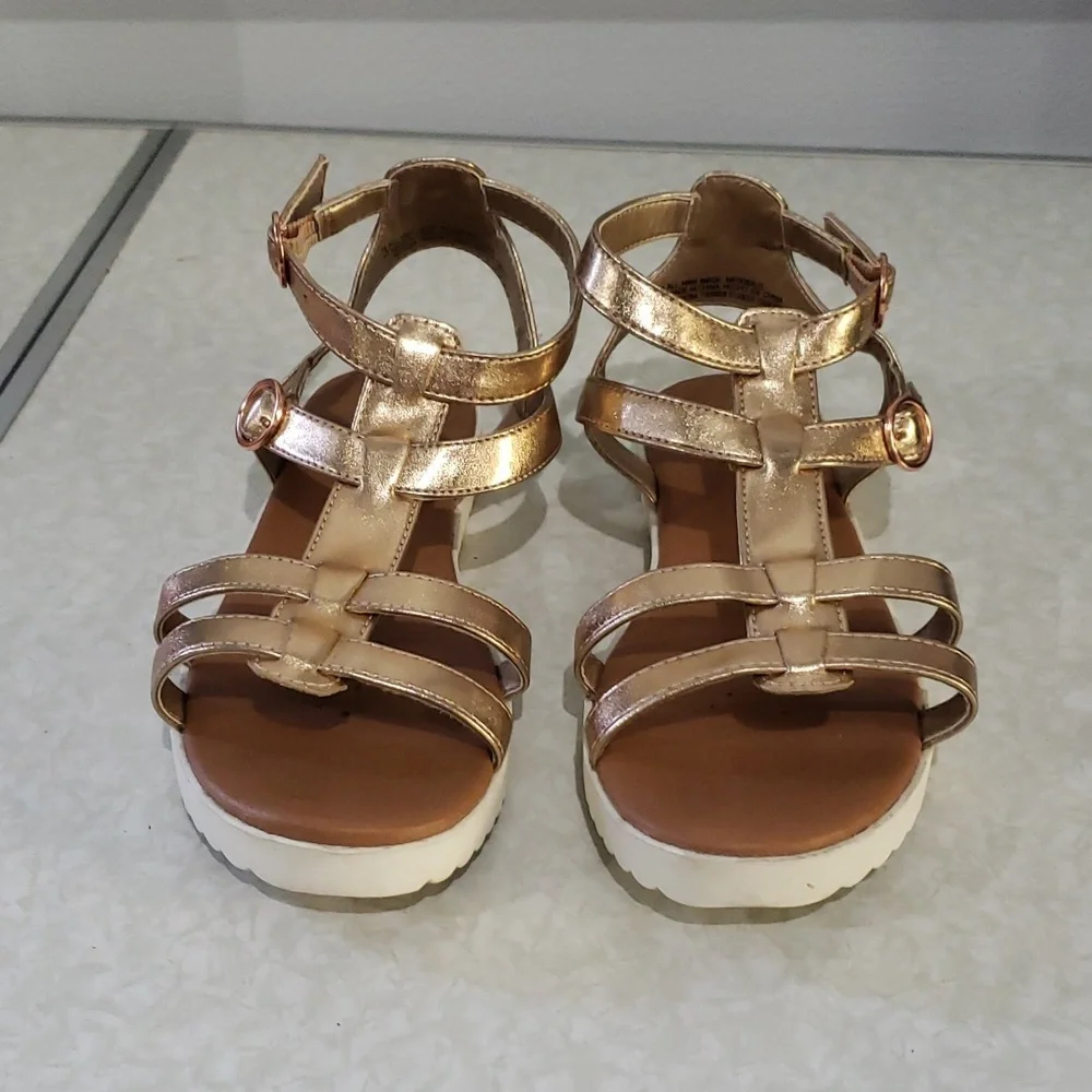 Girls sandals- rose gold-‎ size 3